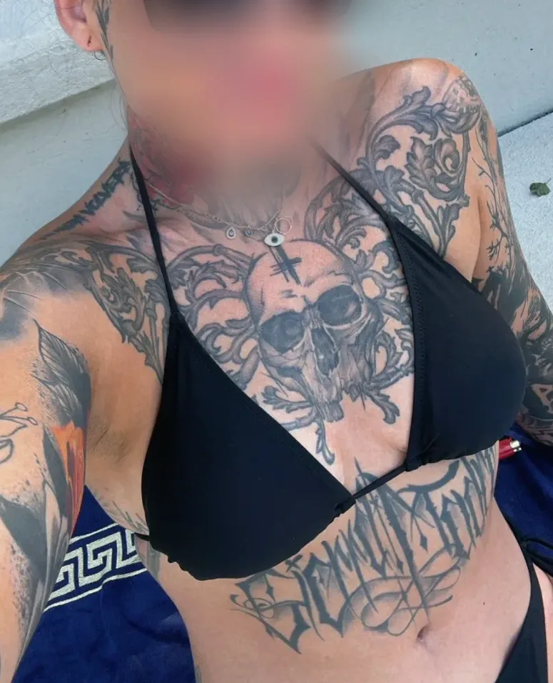 Denise, 32