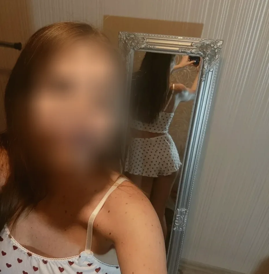 Juliane, 37