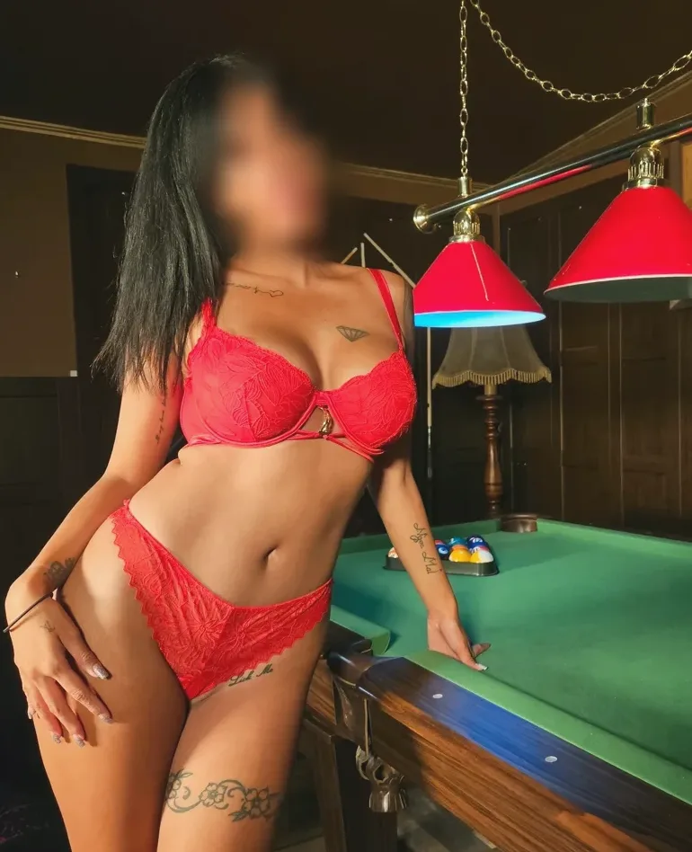Michelle, 34